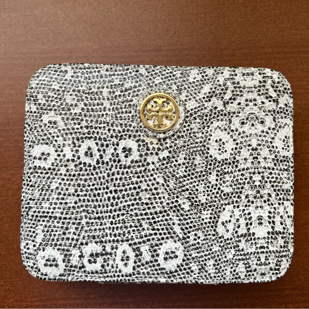 Tory Burch Jewelry Case zip-around closure
